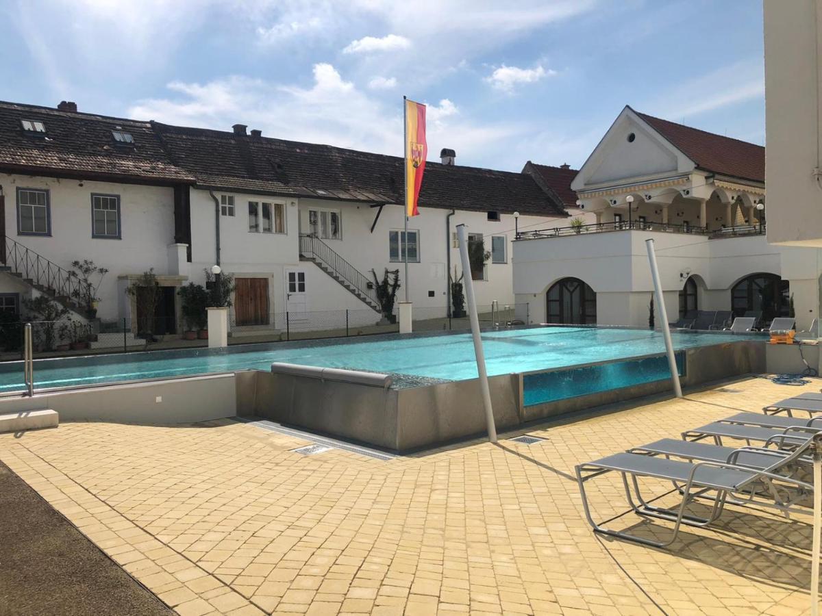 Das-Schmidt Privathotel Mörbisch am See Esterno foto